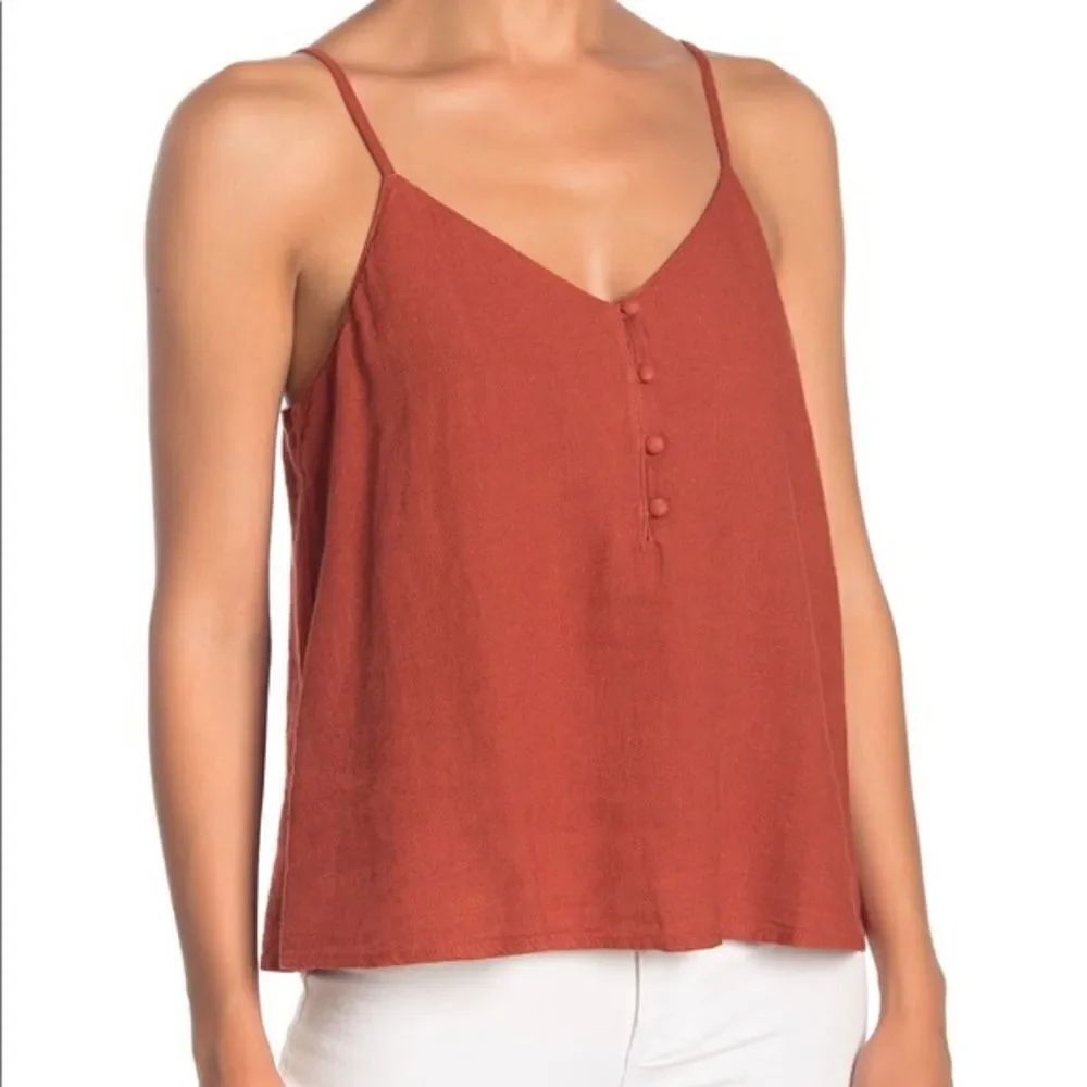 ✨ Abound Linen Blend Button Front Camisole✨